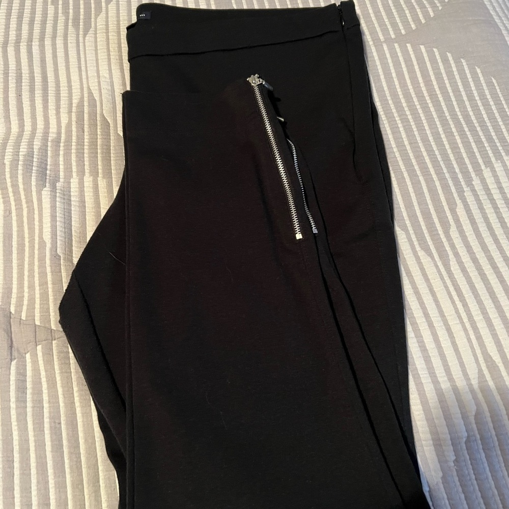 Gap legging